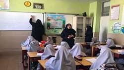 انجام آموزش بهداشت مناسبت های مهر ماه توسط کارشناسان مرکز خدمات جامع سلامت شهید مطلبی