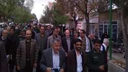 حضور مدیر و پرسنل شبکه بهداشت و درمان شهرستان دامغان در راهپیمایی حمایت از سپاه پاسداران انقلاب اسلامی
