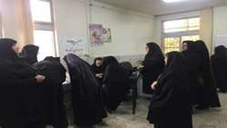تزریق واکسن آنفلوانزا همراه با انجام تست سریع H.I.V برای گروه های تحت پوشش بهزیستی سمنان