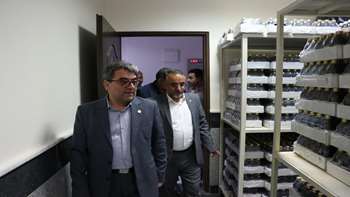 بازدید دکتر رشیدی پور سرپرست دانشگاه از معاونت غذا و دارو 1404/04/04