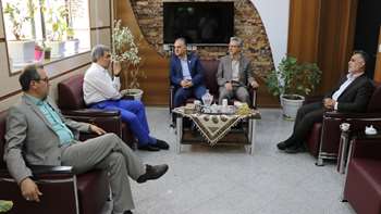 دیدار دکتر ممتحن مدیرکل بیمه سلامت استان سمنان با دکتر شادنوش رئیس دانشگاه 97/01/15