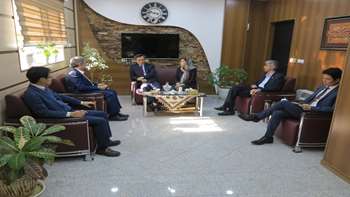 دیدار سفیر کره جنوبی با دکتر شادنوش رئیس دانشگاه 96/11/30