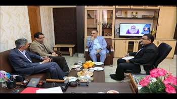 دیدار دکتر دانائی رئیس دانشگاه با دکتر سماکوش مدیرکل دفتر اتباع و مهاجرین خارجی استانداری 98.01.19