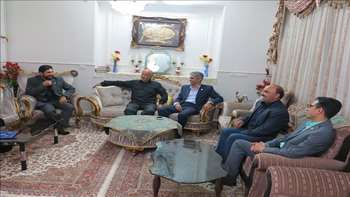 دیدار دکتر دانایی رئیس دانشگاه با بازنشسته دانشگاه نعمت الله قدس  97.06.20