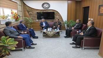 دیدار مونسان سرپرست امور شعب بانک ملی در استان سمنان با دکتر شادنوش رئیس دانشگاه 95/07/07