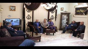 دیدار رئیس دانشگاه با جانباز علي اصغرزاده 97.05.29