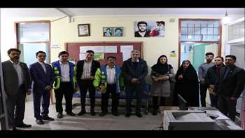 بازدید رئیس دانشگاه از مرکز خدمات جامع سلامت شبانه روزی فولادمحله 98.01.02