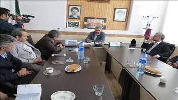 بررسی وضعیت بهداشتی، درمانی و آموزشی شهرستانهای گرمسار و آرادان 95/05/03