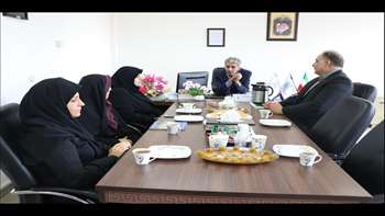 نشست دکتر دانایی رئیس دانشگاه با هیئت رئیسه پردیس آموزشی پژوهشی دانشگاه 97.08.14