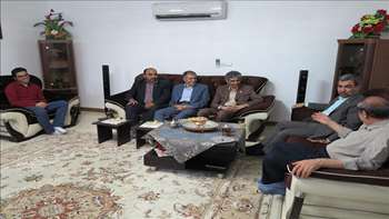 دیدار دکتر شادنوش رئیس دانشگاه با خانواده رزمنده دکتر نعمت الله ستوده اصل 96/02/12