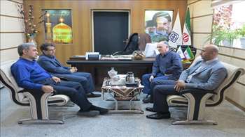 دیدار حبیب وند مدیرعامل مرکز تصویربرداری گرمسار با دکتر شادنوش رئیس دانشگاه 96/05/17