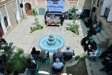 نشست و هم‌اندیشی رئیس دانشگاه با اصحاب محترم رسانه استان 