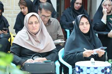 نشست و هم‌اندیشی رئیس دانشگاه با اصحاب محترم رسانه استان 