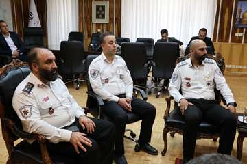 جلسه و دیدار با استاندار 
