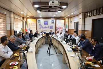 جلسه هیئت رئیسه دانشگاه علوم پزشکی استان سمنان با حضور رئیس سازمان اورژانس 