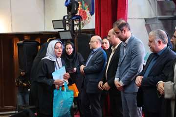 «به رنگ مهر»؛ تجلیل از برگزیدگان کادر پرستاری دانشگاه علوم پزشکی استان سمنان 