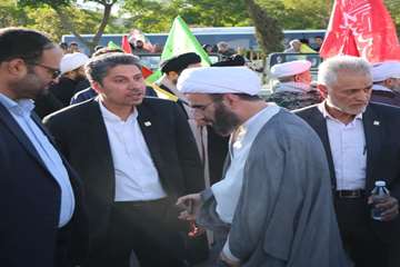 خانواده بزرگ دانشگاه علوم پزشکی استان سمنان در رزمایش «جان‌فدای ایران» 