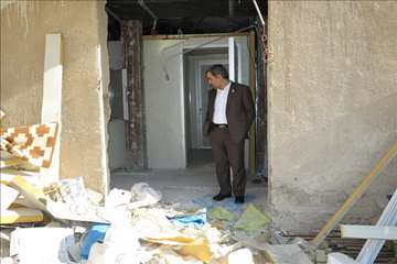 بازدید دکتر شادنوش رئیس دانشگاه از مرکز آموزشی در دست احداث دانشگاه 96/10/24 