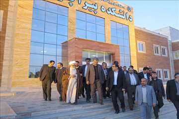 بازدید دکتر هاشمی وزیر بهداشت از دانشکده پیراپزشکی دانشگاه واقع در شهرستان سرخه 95/12/06 
