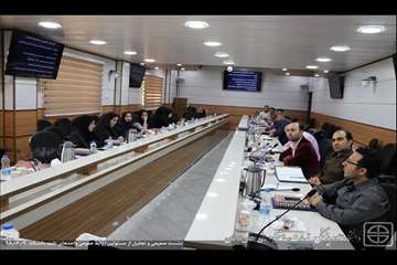 نشست صمیمی و تجلیل از مسئولین روابط عمومی واحدهای تابعه دانشگاه 98.06.09 