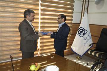 آیین تقدیر از بهورزان و مربیان نمونه دانشگاه 95/06/14 
