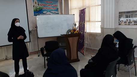  جلسه توجیهی درخصوص برنامه های آموزشی طرح  هر خانه پایگاه سلامت در شهرستان مهدیشهر