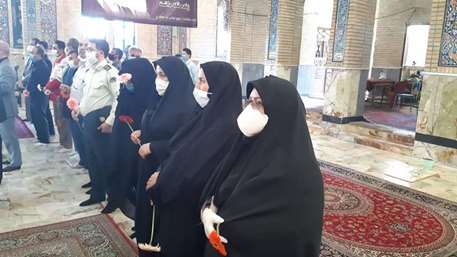   اداي احترام مسئولان شهرستان سرخه به مقام شامخ شهدا