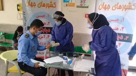  كنترل قند خون و فشار خون مراجعان و كاركنان بيمارستان ولايت