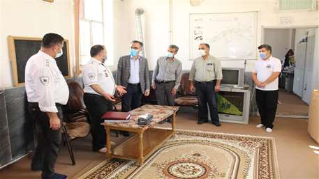  حضور مدیر شبکه بهداشت و درمان دامغان در مرکز اورژانس پیش بیمارستانی شهرستان و تبریک روز ملی اورژانس
