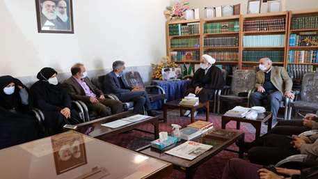  دیدار رئیس دانشگاه علوم پزشکی استان سمنان با امام جمعه شهرستان آرادان  