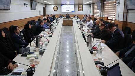  نشست مشترک هیئت رئیسه دانشگاه با روسای بیمارستان ها و مدیران شبکه های بهداشت و درمان تابعه